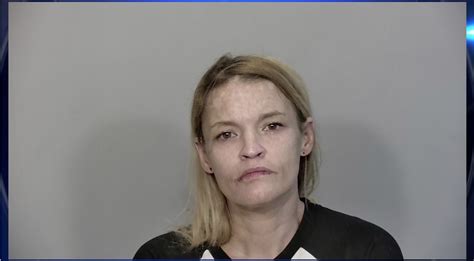 Traffic stop in Marathon leads to arrest of woman with drugs and child in car