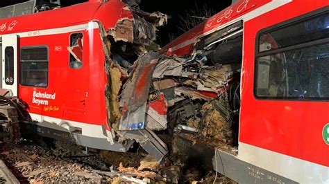 Train collision in 800 commuters at risk possibly triggered by mistake by a person