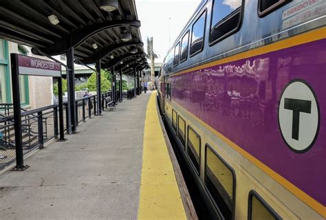 The MBTA Framingham / Worcester - Framingham / Worcester Line commuter rail serves 17 commuter rail stops in the Boston area departing from South Station and ending at Worcester. Scroll down to see upcoming Framingham / Worcester commuter rail times at each stop and the next scheduled Framingham / Worcester commuter rail times will be …. 