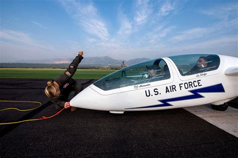 Training Programs for Competitive Glider Pilots