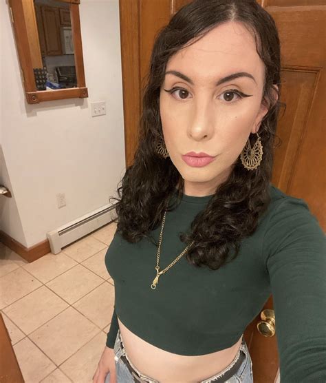 Transexuals on long island. MARIA Hicksville is a 5 feet 5 inches (165 cm) DD cup Hispanic / Latin TS located in Long Island, New York City. MARIA Hicksville if u tired of the cds .... hit me up! im a real transexual Her phone number is (+1) 347-641-2462. 