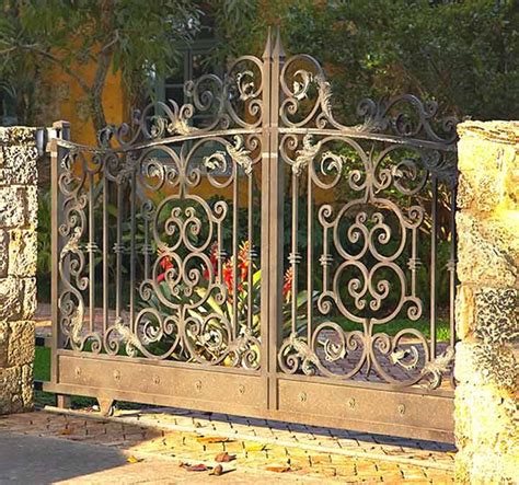 Transform Your Home's Entrance with Exquisite loha gate designs: A Guide to Enhance Curb Appeal