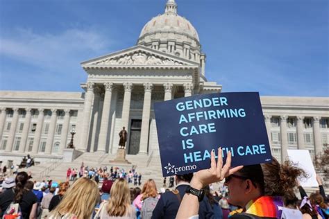 Transgender Missourians consider leaving state after AG includes adults in emergency rule