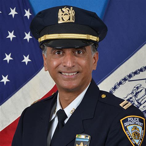 Transit district 1. Transit District 2. Commanding Officer: Captain Eric S. Sandseth Location: Canal Street Subway Station West Broadway/Lispendard Street, New York, NY Phone: (212) 966 ... 