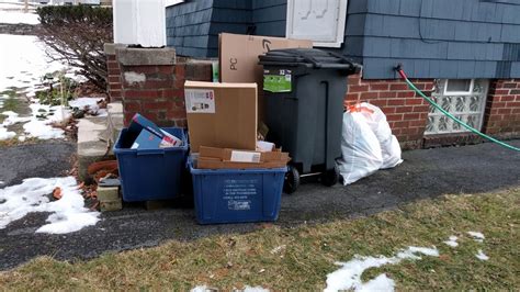 Trash/Blue Bin request from Syracuse DPW WSTM