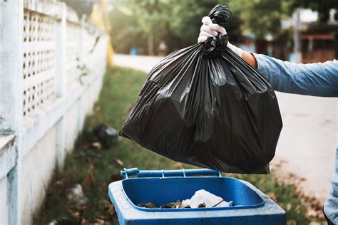 Trash out. Get a recycling bin. Request trash pickup for a condo or co-op. Commercial trash and recycling. Dumpsters. Become a block captain. Dispose of Christmas trees. Recycle fall leaves. Keep Philadelphia clean, green, and working … 