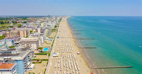 Travel from Lido di Jesolo, timetables and tickets