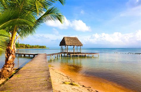 Travel to panama. The holder of a French passport does not need a tourist visa and can stay in Panama for up to 90 days. Once in Panama, it is possible to extend the period in ... 