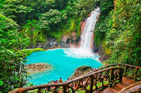 Traveling to costa rica. Passport validity requirements. To enter Costa Rica, your passport must have an ‘expiry date’ at least 1 day after the day you plan to leave. Check with your travel provider that your passport ... 