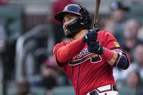 Travis D’Arnaud homers twice in the Braves’ 8-1 victory over the Rockies