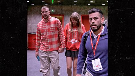 Travis Kelce, Taylor Swift spotted leaving Arrowhead Stadium after Sunday's game