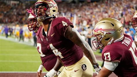 Travis accounts for 3 TDs, No. 4 Florida State beats 16th-ranked Duke 38-20 to stay unbeaten