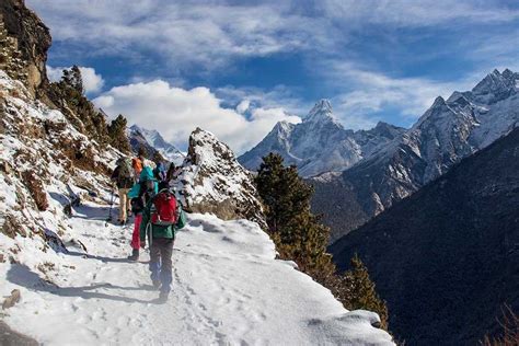 Trekking in January in Nepal: what treks, weather, equipment