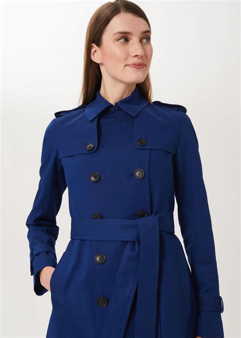 Trench coat petite womens. A women's trench coat has a strong look, recognisable detailing and sharp lines. Its iconic design always adds a sophisticated touch, making it one of the favourite lightweight coats to create cosmopolitan looks, as it is easy to adapt to smart outfits alongside other elegant pieces, as well as casual outfits where its sophisticated nature is enhanced. 