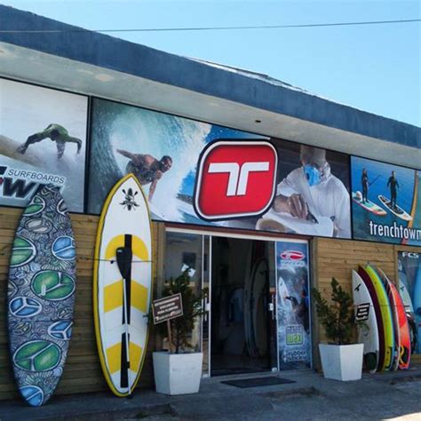 TrenchTown Surf Shop on Instagram: "Venom é nosso modelo …