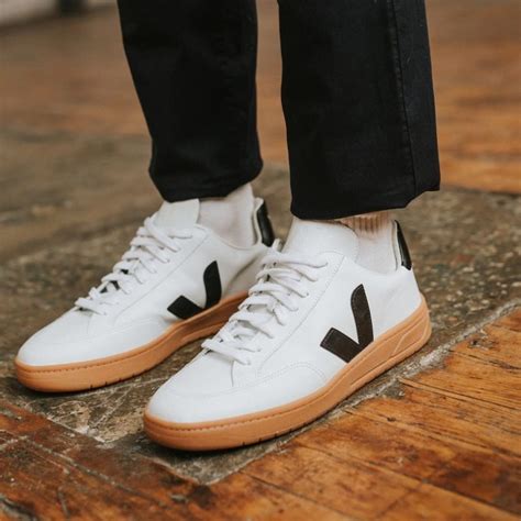 Trendy mens sneakers. Men's Sneakers Designer Sale. All Men; Clothing; Shoes; 16 items. Sort: Sort: Featured. Limited-Time Sale. Off-White. Out of Office High Top Sneaker (Men) $581.25 Current Price $581.25 (25% off) 25% off. $775.00 Previous Price $775.00. Limited-Time Sale. Alexander McQueen ... 