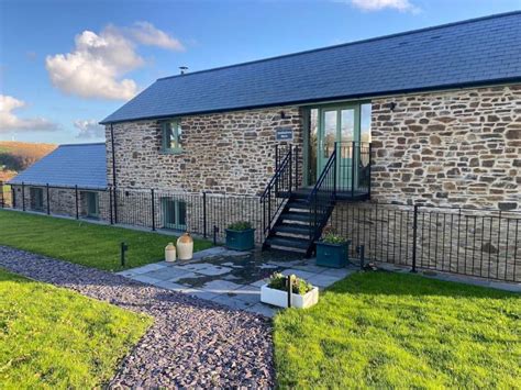 Tresidder Barn - Mawgan - book your hotel with ViaMichelin