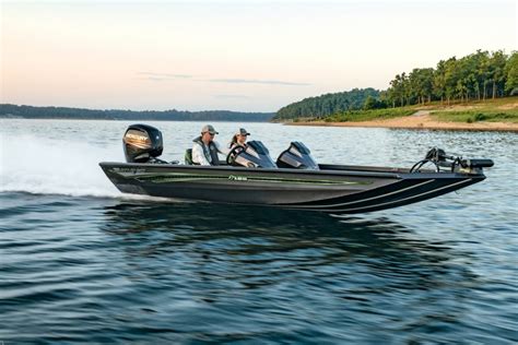 Tri county marine. Tri-County Marine, located in Talbott, TN, offers a wide selection of watercraft from renowned brands such as Bayliner, Lowe, and Mercury. With both new and pre-owned inventory available, customers can find the perfect boat to suit their needs and preferences. 