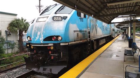 Tri-Rail engine catches fire while approaching Golden Glades Station; passengers evacuated, no reported injuries