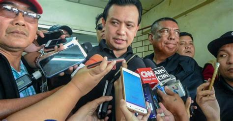 Trillanes pleads