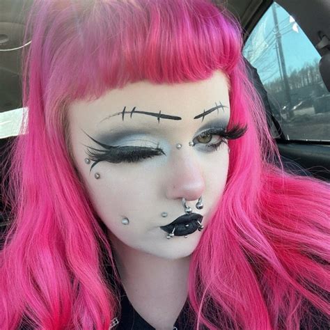 Trinstittches Leaked 🔥 [CLIP]