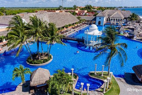 Book Dreams Sapphire Resort & Spa, Riviera Maya, Mexico on Tripadvisor: See 13,175 traveller reviews, 13,900 candid photos, and great deals for Dreams Sapphire Resort & Spa, ranked #18 of 40 hotels in Riviera Maya, Mexico and …