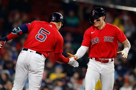 Triston Casas comes through in clutch as Red Sox beat Blue Jays 8-3