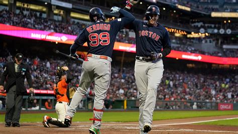 Triston Casas homers, hits RBI double to lead Red Sox past Giants 3-2 for fifth straight win