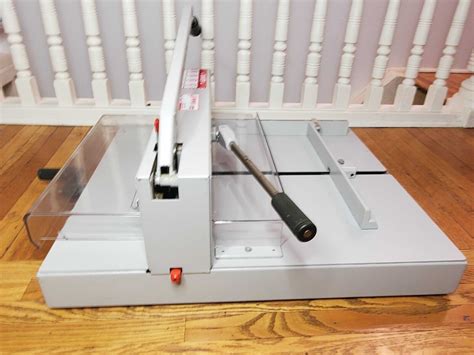 Triumph 4205 manual stack paper cutter. - Service manual sc33 99 cbr 900.