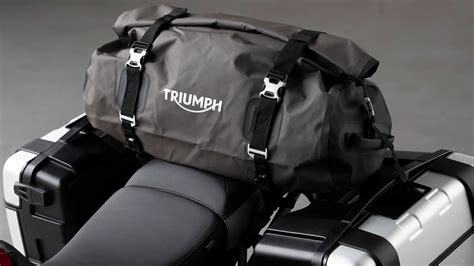 Triumph tiger 900 gt luggage. .  <a href=https://hmail.halsell.com/assets/images/1kyj/ind...