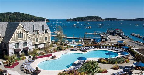 Manor House Inn consists of the original three story Victorian Mansion, built in 1887 and listed on the National Register of Historic Places, and our Bar Harbor Cottages, the Victorian Chauffeur's Cottage, two delightfully private Garden Cottages and Acadia Cottage.. 