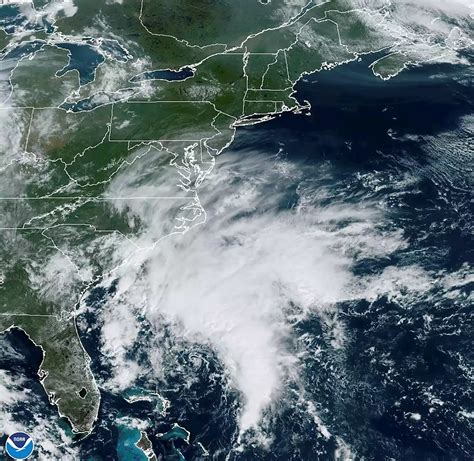 Tropical storm warning issued for US East Coast with landfall expected in North Carolina on Friday