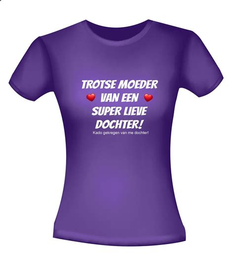 Trotse moeder op dochter