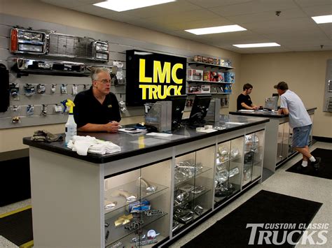 Truck and car shop. View the truck repair and truck maintenance services we offer at our more than 140 truck repair shops across the country. Schedule service for your vehicle today. ... When your vehicle arrives in our shop, we work to quickly identify your immediate service needs and provide accurate time and cost estimates of any needed repairs. Our highly ... 