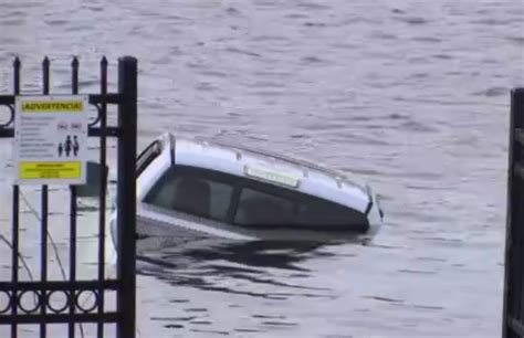 Truck pulled from Hudson River being investigated as stolen vehicle
