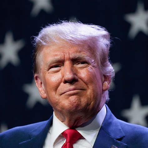 Trump asegura que no será un dictador si gana las elecciones, “excepto el primer día”