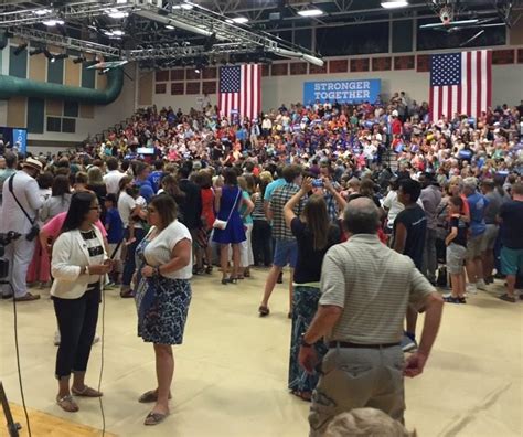 Trump at Daytona Arena=> 8,000+ ...Hillary at Colorado High School Gym …