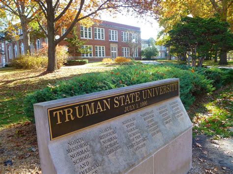 Request your transcript from Truman State University. Limit: 50 10 results 20 results 50 results. Sort: Distance ... Students may drop courses via TruView using their fall 2005 RAC number, or in person in the Registrar’s Office between 8 a.m. Truman Today | Features - Vol. 11 No. 2 - Sept. 5, 2006. 