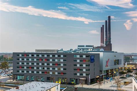 Tryp Wolfsburg Hotel: book rooms online on HotelFriend