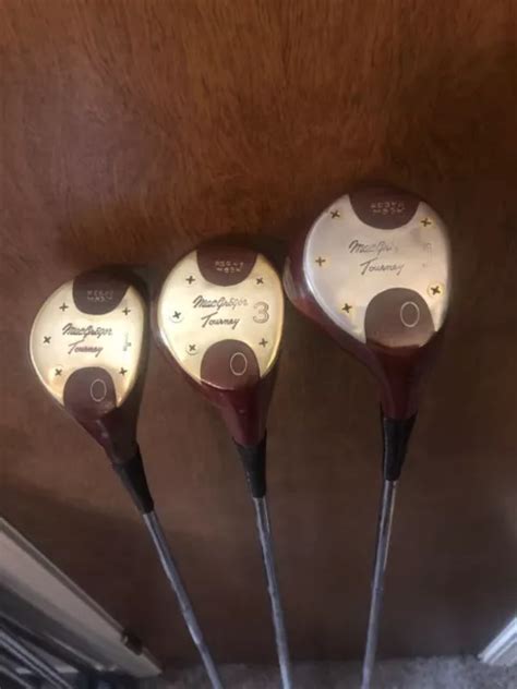 This hosel system allows for independent loft angle settings. Surprisingly, TS2 fairway wood has 16 distinctive lofts and lie angle combinations. Just make sure you’re fit for the right arrangement to suit your requirements on tour. On top of that, the weights are interchangeable. However, the TS2 has a permanent location for Center of gravity.. 