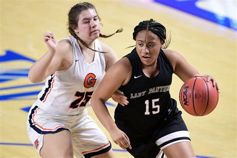 Mar 11, 2023 · Nashville Tennessean. MURFREESBORO – It's semifinal Friday for the TSSAA BlueCross Girls Basketball State Championships. The state semifinals for Class 4A, Class 1A and Class 2A will be held at ... 