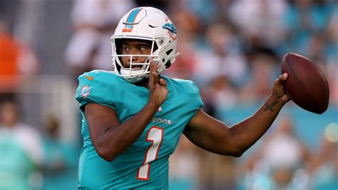 Tua tagovailoa madden 23 rating. Jul 22, 2023 · EA Sports released their quarterbacks and specialists ratings for Madden 24, ... Tua Tagovailoa - 83 overall (No. 10 QB) ... 23 hours. 267 shares. Dolphins fans were ... 