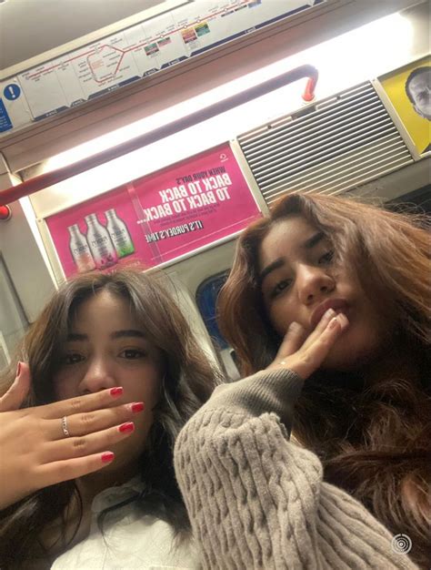 Tube Gals
