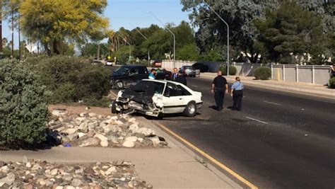 Tucson car crash today. Published: Nov. 8, 2022 at 2:19 PM PST. TUCSON, Ariz. (KOLD News 13) - Two men are dead after the car they were in crashed and rolled over on Highway 90, just south of Airport Road, in Sierra Vista on Tuesday morning, Nov. 8. Sierra Vista police were called to the scene around 9 a.m. and arrived to find a green 2003 Ford Explorer lying on its ... 