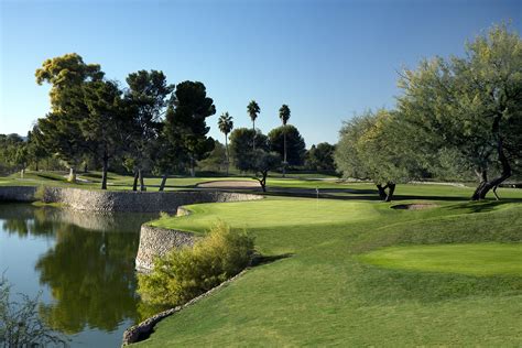Tucson city golf. A post shared by Tucson City Golf (@tucsoncitygolf) on Dec 26, 2015 at 8:53am PST The El Rio Golf Course is a storied golf course that has been around since the early 1930’s. The course is a public one that is fun to play but difficult to master , which is due in large part to the small greens and relatively tight fairways that are found ... 