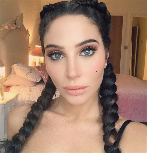 Tulisa shows big Tits in lingerie, tight ass and tattoos on tanned sexy body! We also have a leaked video of Tulisa Contostavlos where she gives a Blowjob for 6 minutes! She was blonde then, but her face is easy to recognize! Tulisa Contostavlos, also known simply as Tulisa, was born in London in 1988.