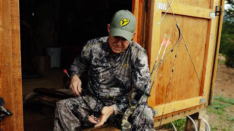 Tuning your Arrow for a Traditional Bow – Bear Archery