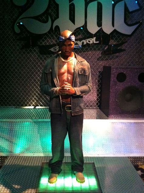 Tupac Shakur figure returns to San Francisco wax museum