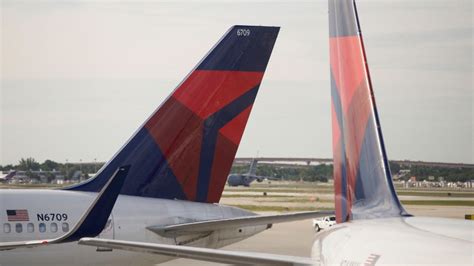 Turbulence during Delta flight bound for Atlanta sends 11 to hospital