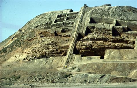 Tureng (biriyle) birlikte Türkçe İngilizce Sözlük.